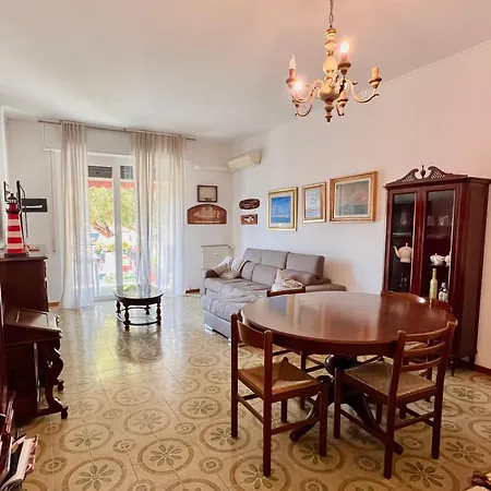 Betti 21 Apartment